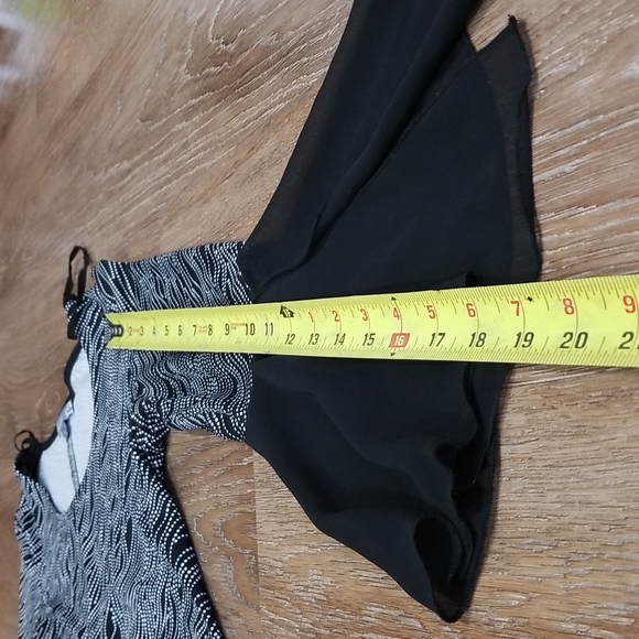 (S) Sears Classic Sheer Statement Sleeves Dots Patterned Evening Patterned - Picture 7 of 9